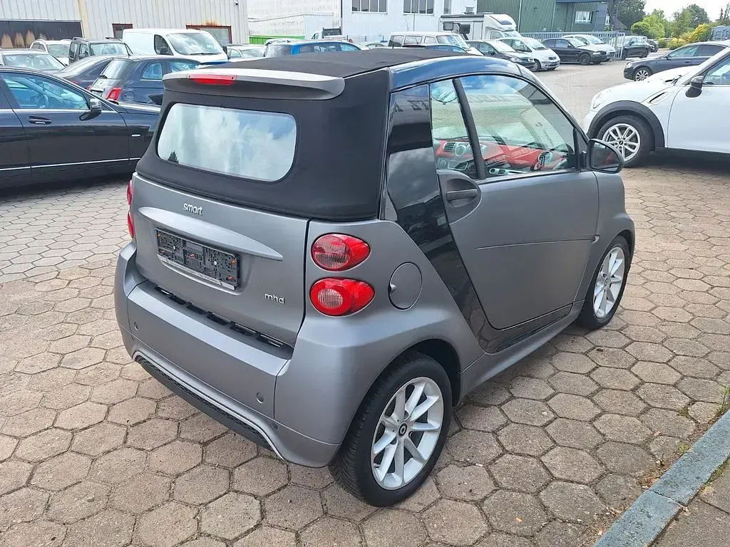 Gebraucht Smart ForTwo Cabrio 71 PS (52 kW) 2014 Schwarz Cabrio