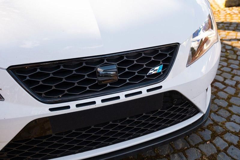 Usata Seat Leon CUPRA 360 CV (264 kW) 2016 Bianco Utilitaria
