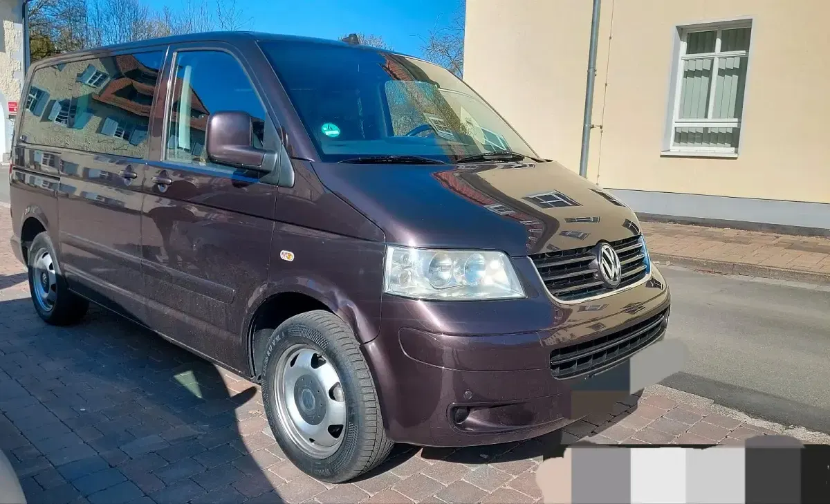 Gebraucht VW T5 174 PS (127 kW) 2008 Braun Van