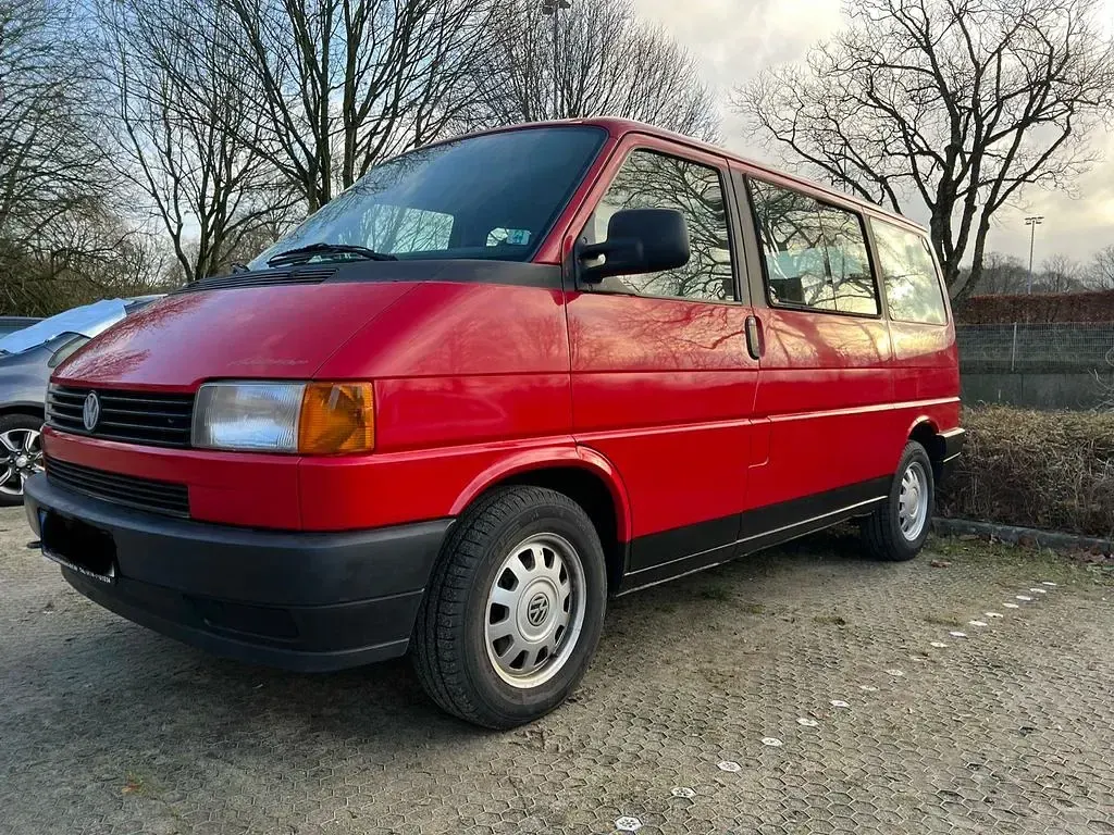 Używany VW T4 69 KM (50 kW) 1995 Czerwony Van