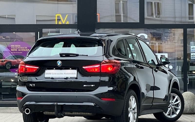 Gebraucht BMW X1 Advantage 136 PS (100 kW) 2022 Schwarz SUV