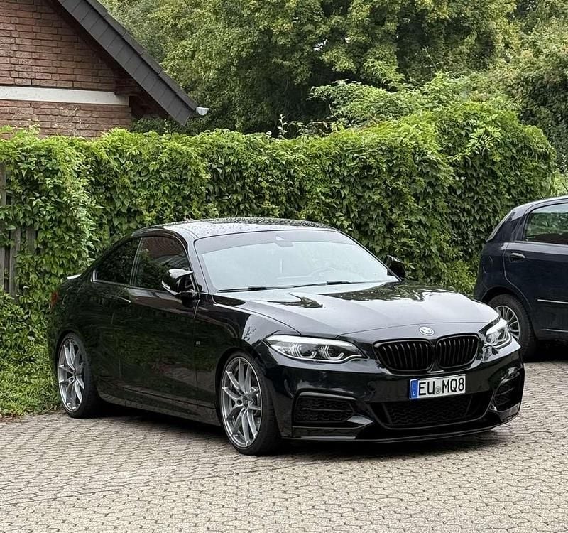 Schwarz Gebraucht 2020 BMW M240 M Sport Coupé | 33.000 € (Superpreis) - Bild 1/4