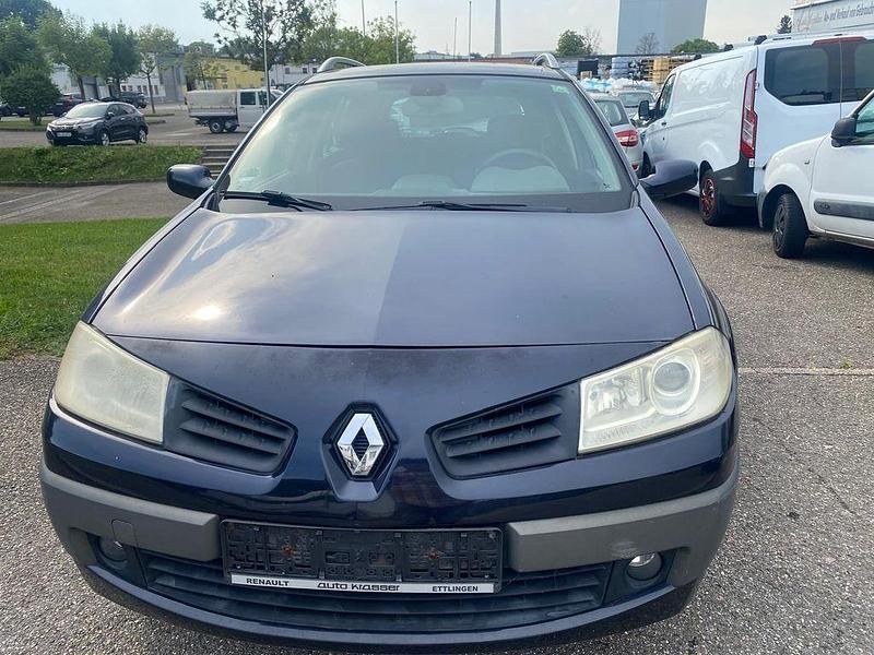 Blau Gebraucht 2006 Renault Mégane II Limousine | 1.990 € (Fairer Preis) - Bild 1/4