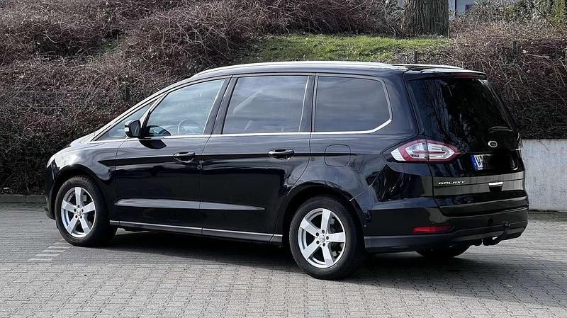 Gebraucht Ford Galaxy Titanium 150 PS (110 kW) 2018 Schwarz Van / Kleinbus