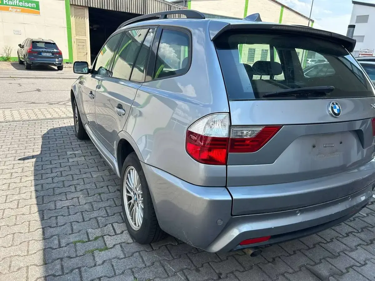 Gebraucht BMW X3 M Sport 177 PS (130 kW) 2008 Silbergrau metallic SUV