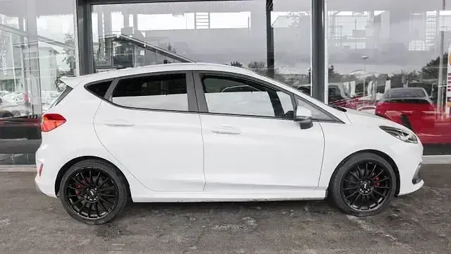 Gebraucht Ford Fiesta ST 200 PS (147 kW) 2020 Weiß Kleinwagen