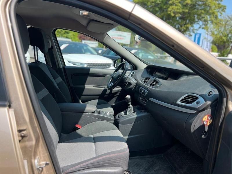 Gebraucht Renault Scénic III 110 PS (80 kW) 2015 Grau Van / Kleinbus