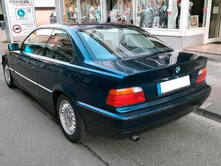 Gebraucht BMW 318 140 PS (102 kW) 1993 Blau Coupé