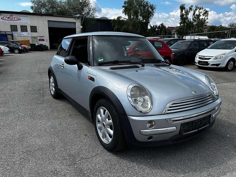 Gebraucht Mini Cooper 116 PS (85 kW) 2004 Pure silver metallic Kleinwagen