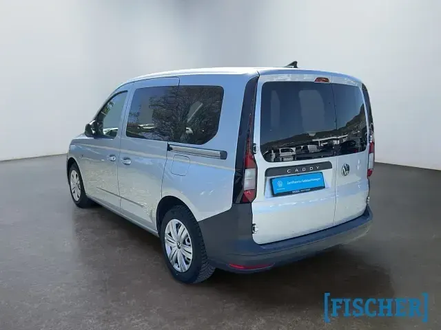 Gebraucht VW Caddy Basis 114 PS (83 kW) 2022 Silber Van / Kleinbus