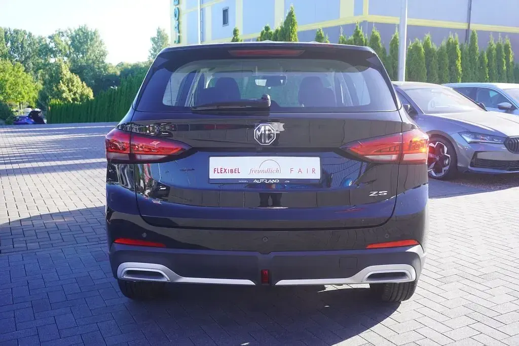 Neu MG ZS 116 PS (85 kW) 2026 Schwarz SUV