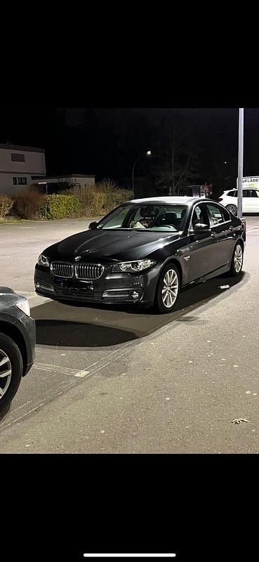 Braun Gebraucht 2015 BMW 520 Limousine | 13.800 € (Guter Preis) - Bild 1/4