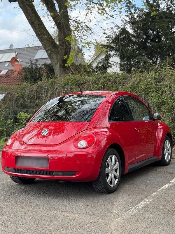 Gebraucht VW New Beetle 102 PS (75 kW) 2006 Rot Kleinwagen