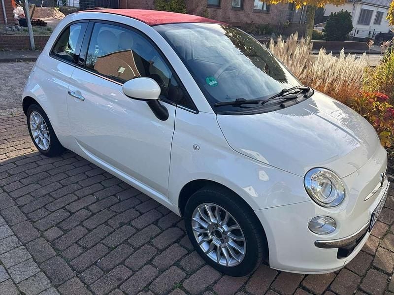 Colore esterno (gelato weiss) Gebraucht 2012 Fiat 500 Lounge Cabrio | 5.490 € (Superpreis) - Bild 1/4