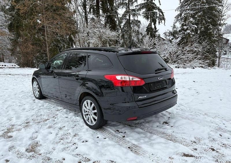 Gebraucht Ford Focus 125 PS (91 kW) 2014 Schwarz Kombi