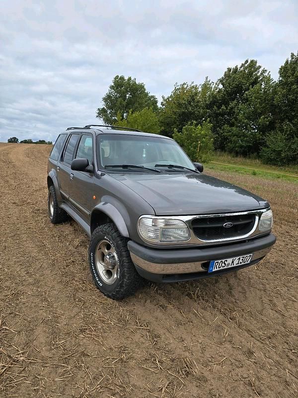 Gebraucht 1998 Ford Explorer SUV | 3.500 € (Fairer Preis) - Bild 1/4