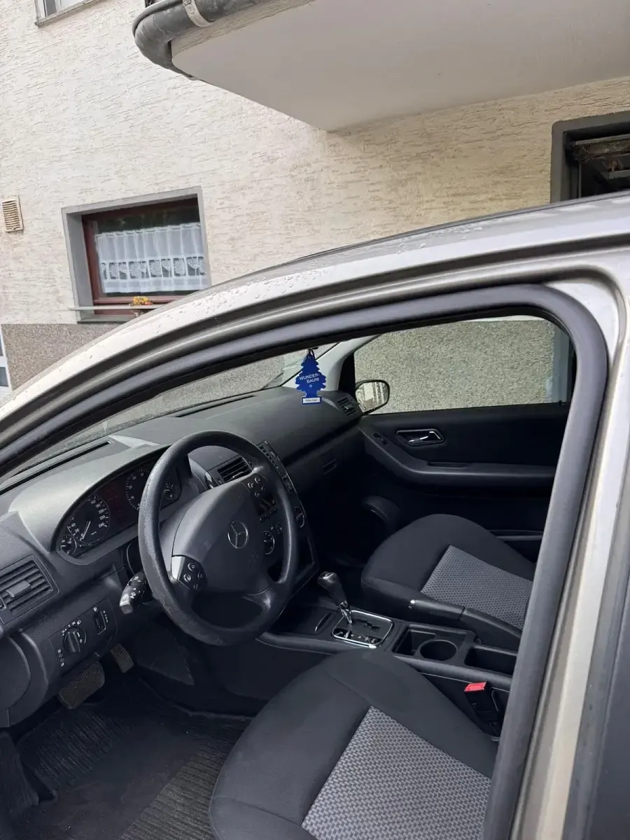 Gebraucht Mercedes A170 116 PS (85 kW) 2004 Gelb Kleinwagen