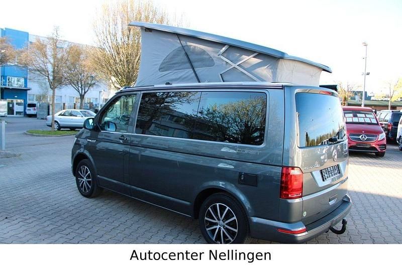 Gebraucht VW California Coast 150 PS (110 kW) 2018 Indiumgrau metallic Van