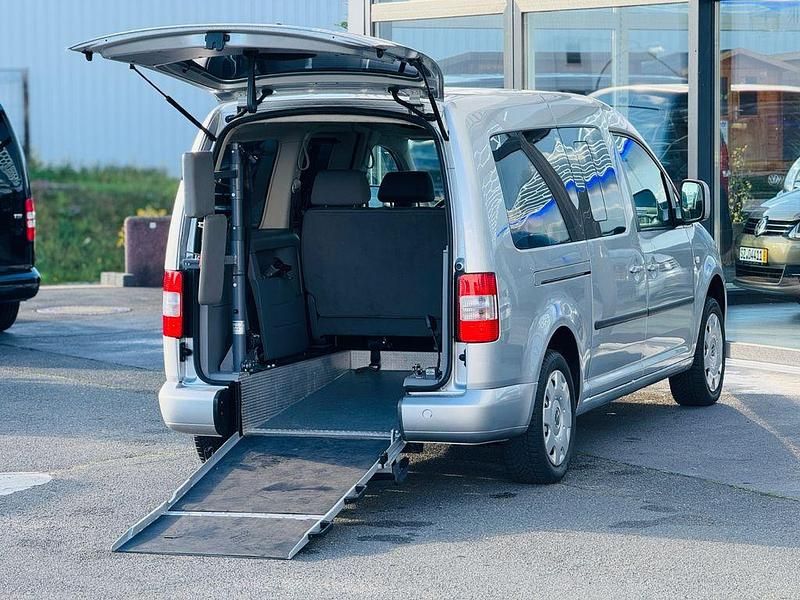 Gebraucht VW Caddy 105 PS (77 kW) 2009 Silber Van / Kleinbus