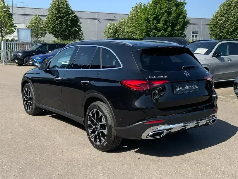 Gebraucht Mercedes GLC200 Avantgarde 163 PS (119 kW) 2026 Schwarz SUV
