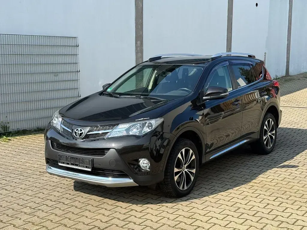 Gebraucht Toyota RAV4 Edition-S 150 PS (110 kW) 2015 Braun SUV