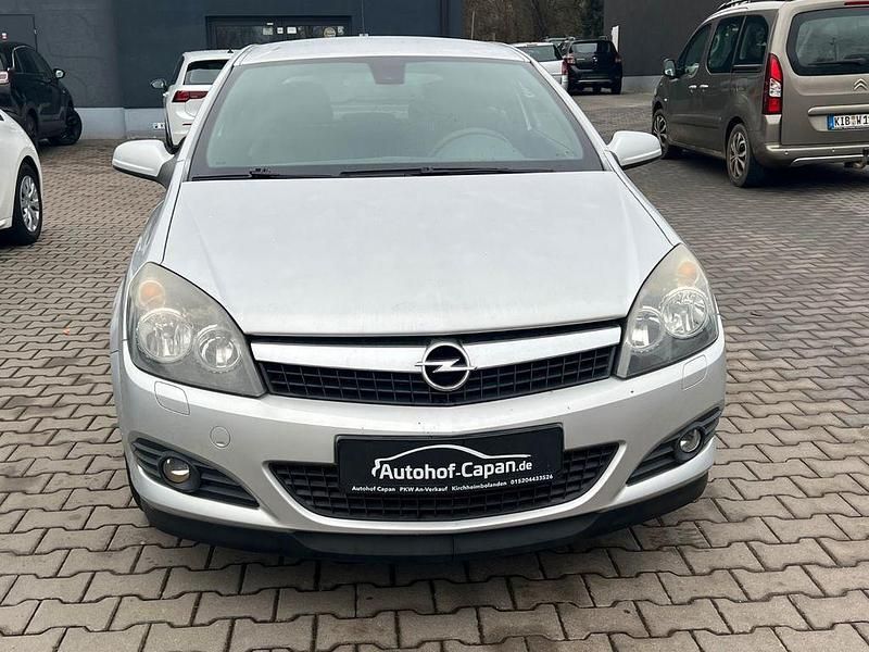 Gebraucht Opel Astra GTC Sport 140 PS (102 kW) 2007 Silber Coupé