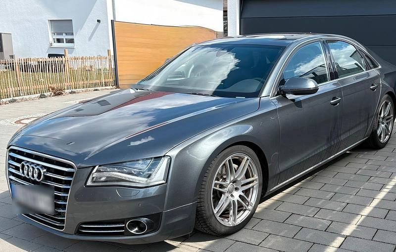 Usata Audi A8 250 CV (183 kW) 2012 Grigio Berlina