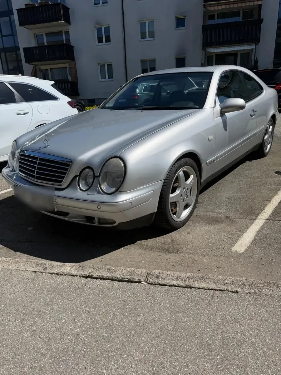 Gebraucht Mercedes CLK320 Elegance 218 PS (160 kW) 1998 Silber Coupé