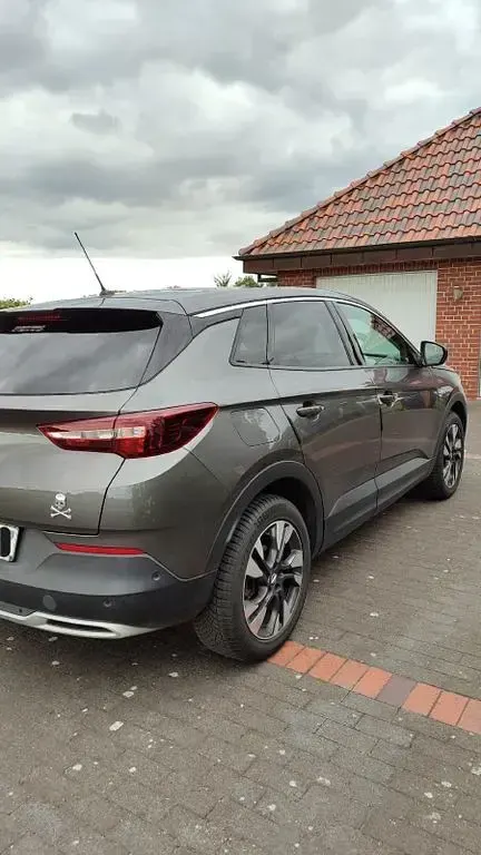 Gebraucht Opel Grandland X Innovation 131 PS (96 kW) 2019 Grau SUV