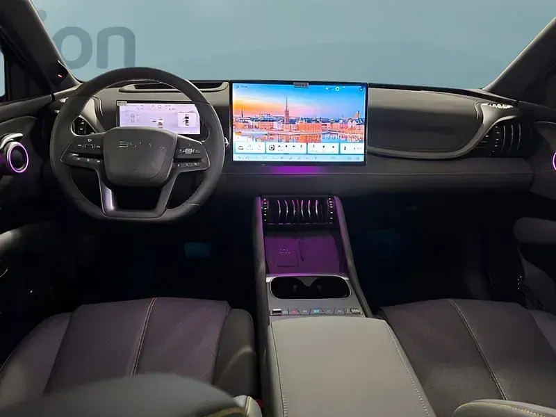 Käytetty BYD Atto 3 330 kW (449 HP) 2026 Musta Katumaasturi