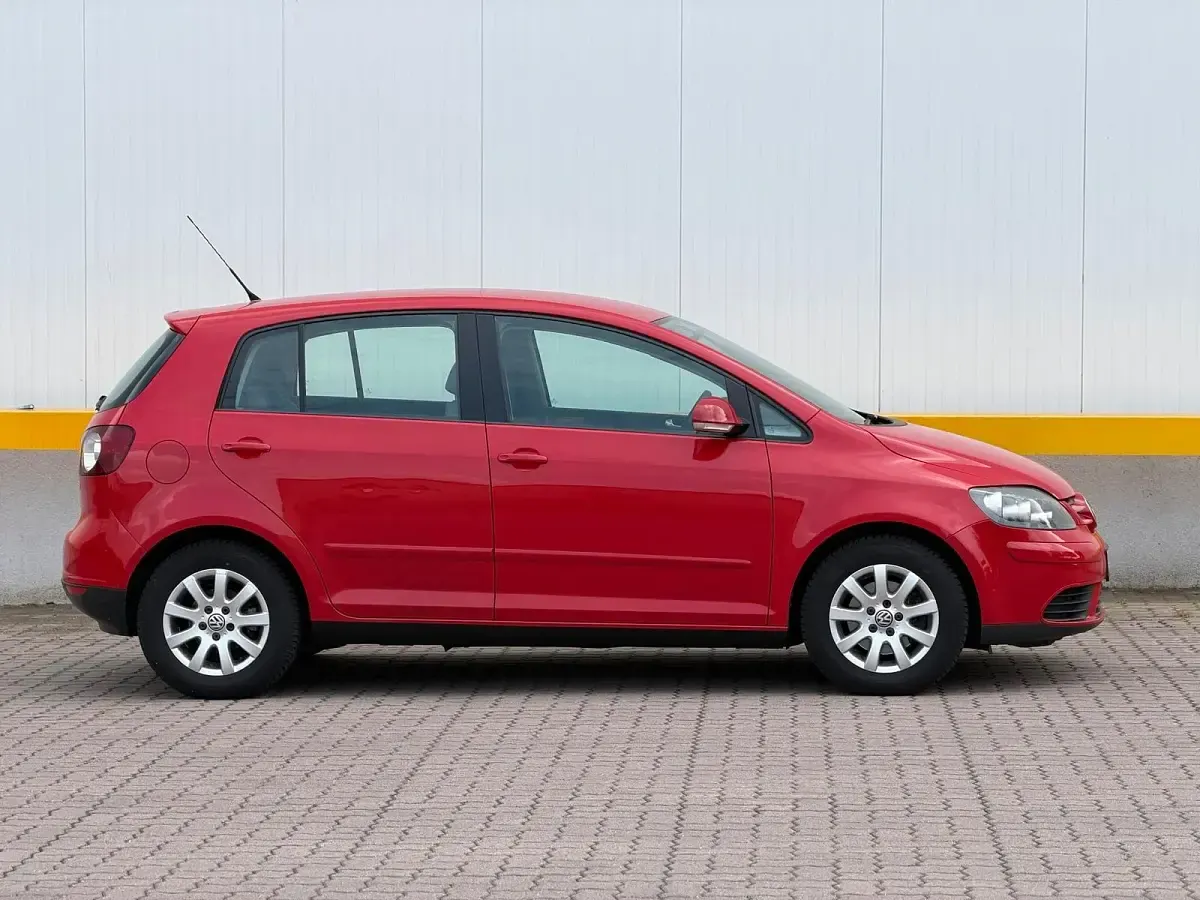 Gebraucht VW Golf Plus 116 PS (85 kW) 2005 Rot Van / Kleinbus