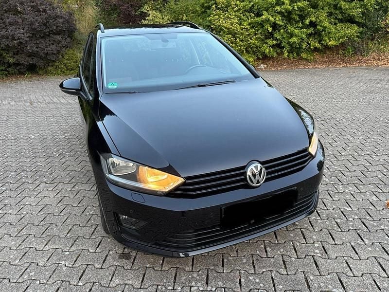Schwarz Gebraucht 2015 VW Golf SUV | 7.499 € (Guter Preis) - Bild 1/4