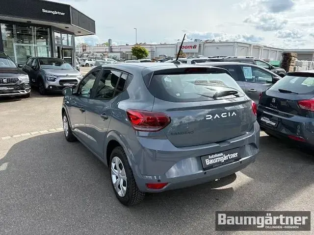 Gebraucht Dacia Sandero Essentiel 91 PS (66 kW) 2025 Grau Kleinwagen