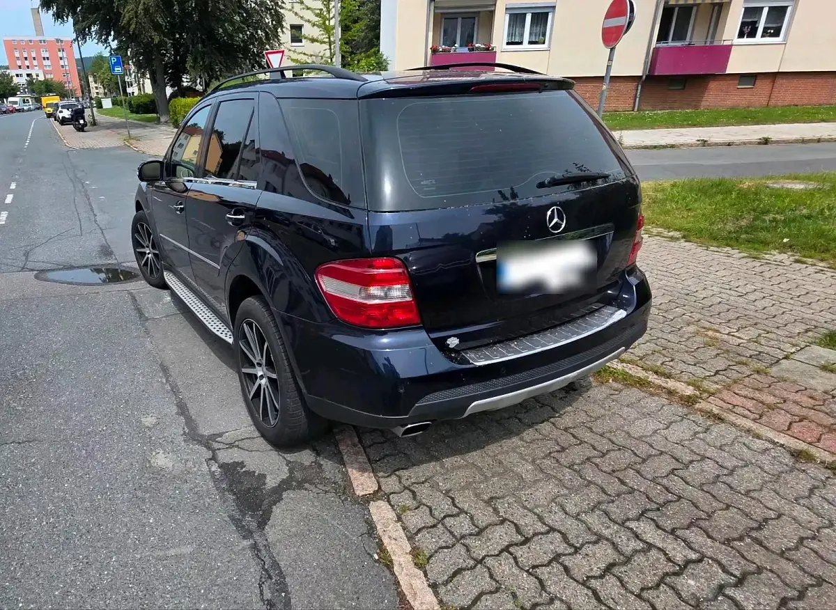 Gebraucht Mercedes ML420 306 PS (225 kW) 2006 Blau SUV