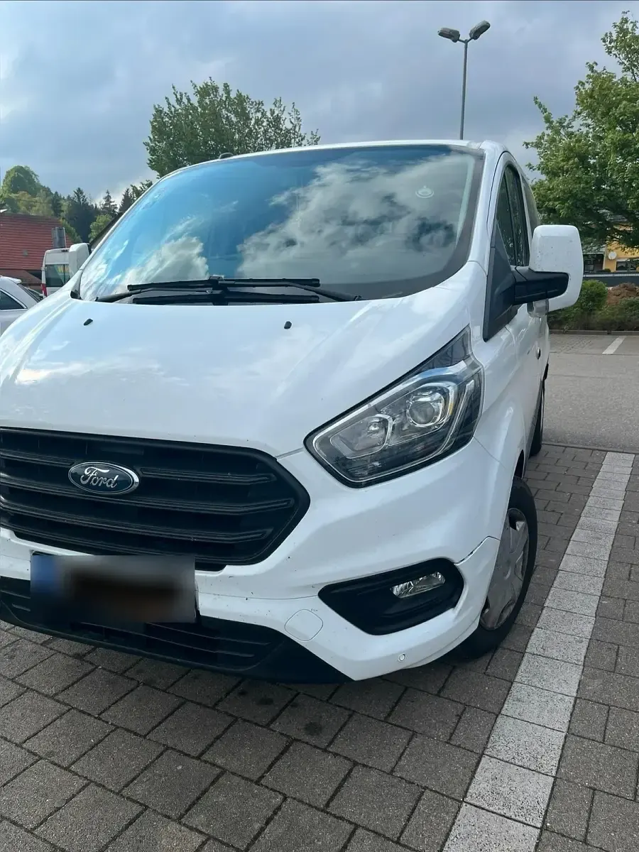 Gebraucht Ford Transit Custom 105 PS (77 kW) 2019 Weiß Van / Kleinbus