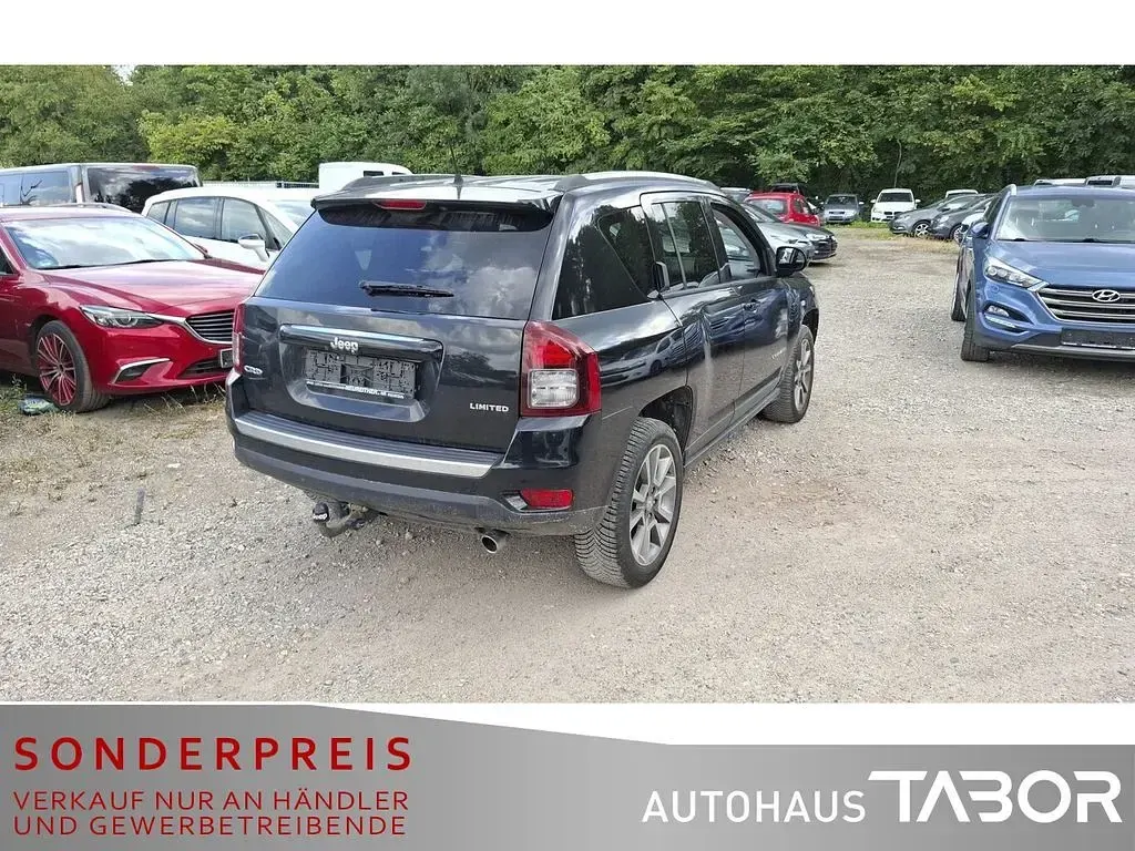 Gebraucht Jeep Compass Limited 163 PS (119 kW) 2013 Schwarz SUV