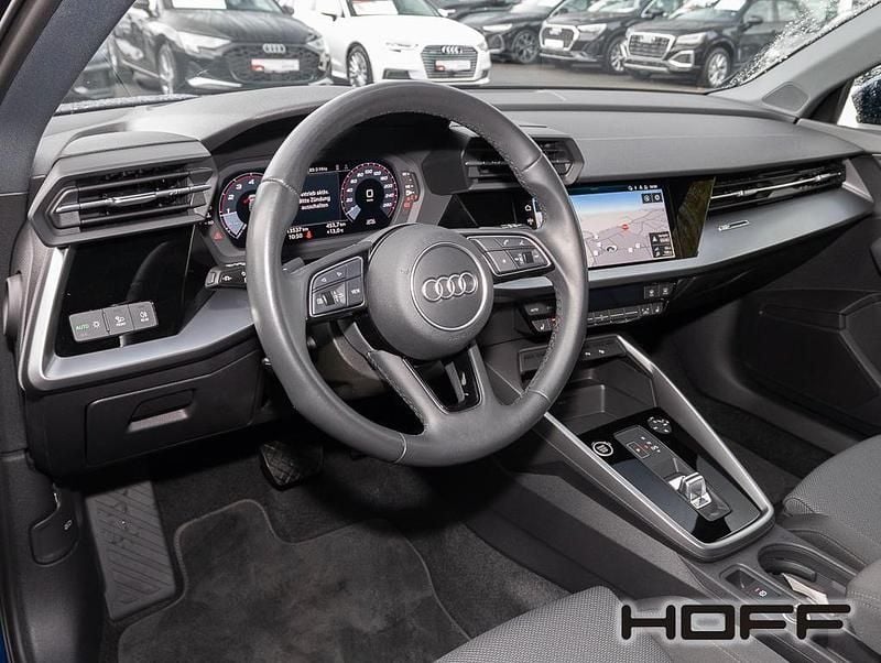 Gebraucht Audi A3 Advanced Plus 150 PS (110 kW) 2024 Navarrablau metallic Limousine