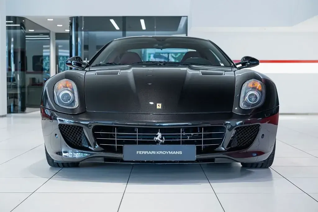 Second-hand Ferrari 599 620 CP (456 kW) 2007 Negru Coupe