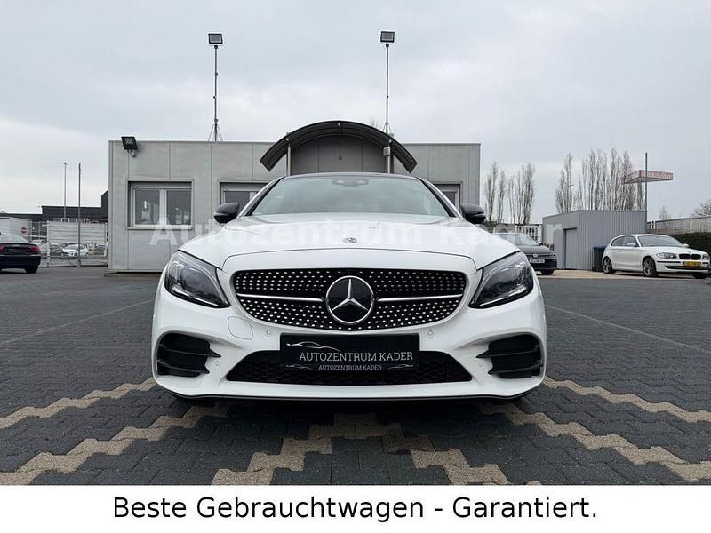 Gebraucht Mercedes C400 AMG line 333 PS (244 kW) 2018 Weiß Coupé