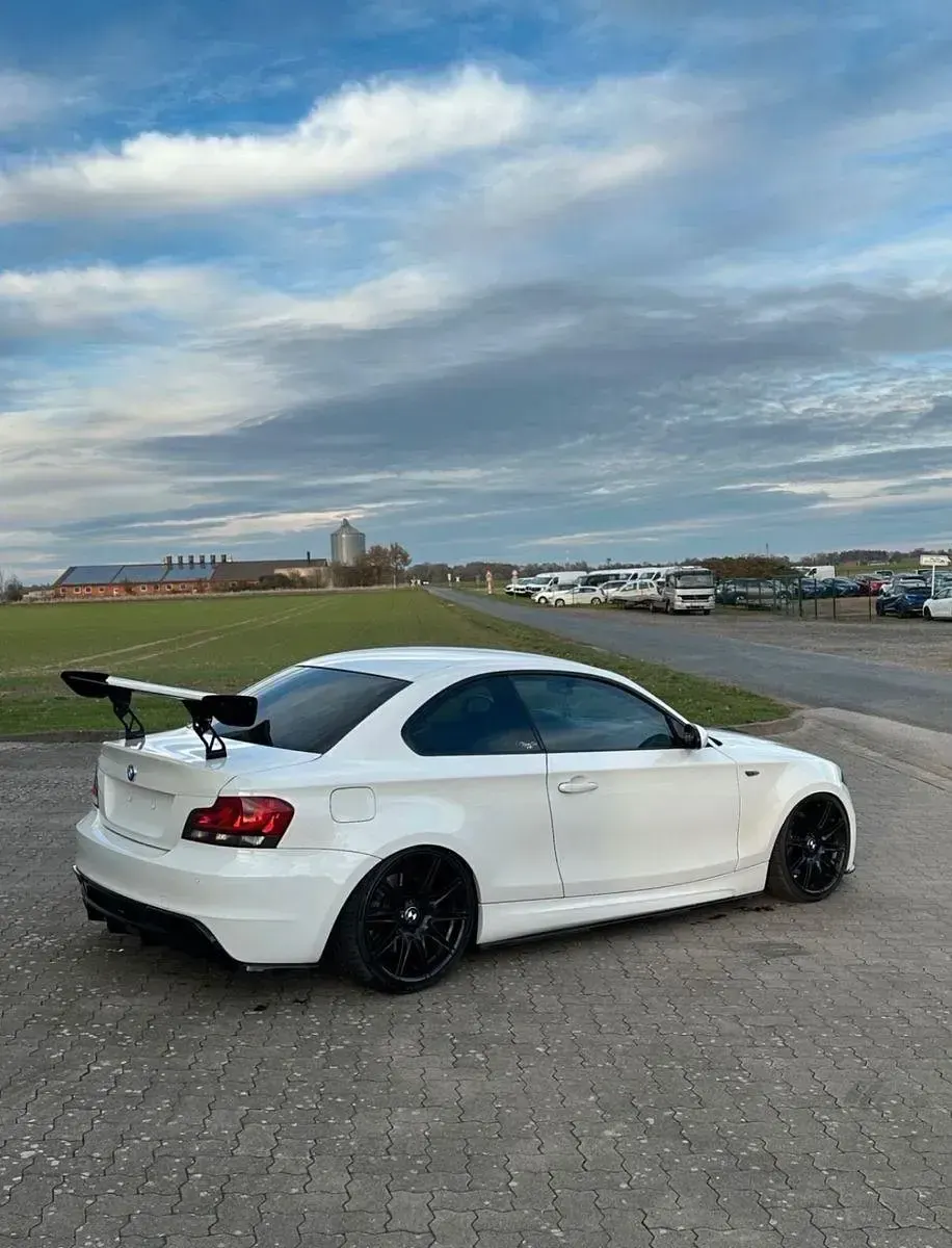 Gebraucht BMW 135 Coupé 379 PS (278 kW) 2010 Weiß Coupé