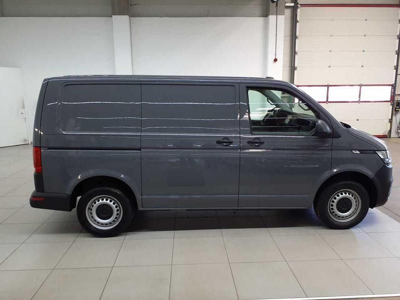 Gebraucht VW Transporter 150 PS (110 kW) 2021 Pure grey Van