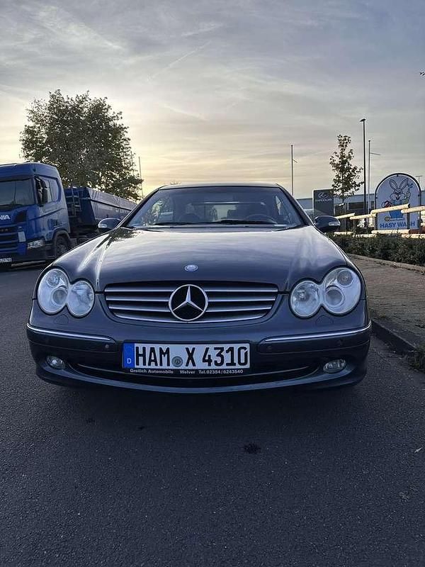 Gebraucht Mercedes CLK320 218 PS (160 kW) 2003 Blau Coupé
