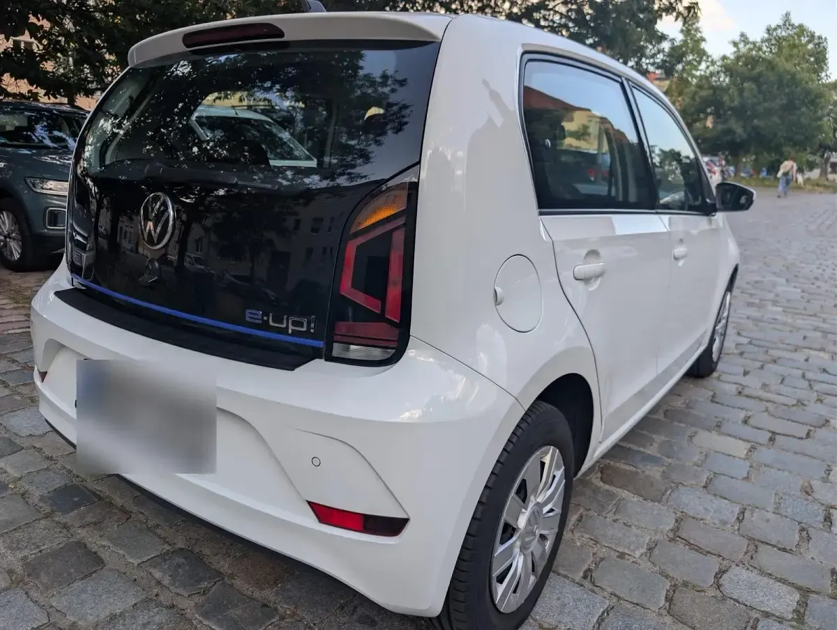 Gebraucht VW e-up! 61 kW (83 PS) 2020 Weiß Kleinwagen