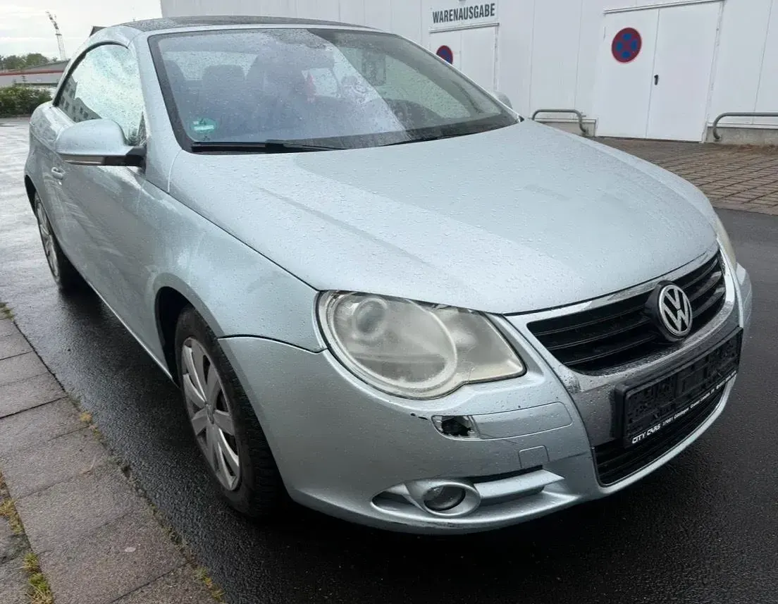 Usata VW Eos 140 CV (102 kW) 2007 Argento Cabrio