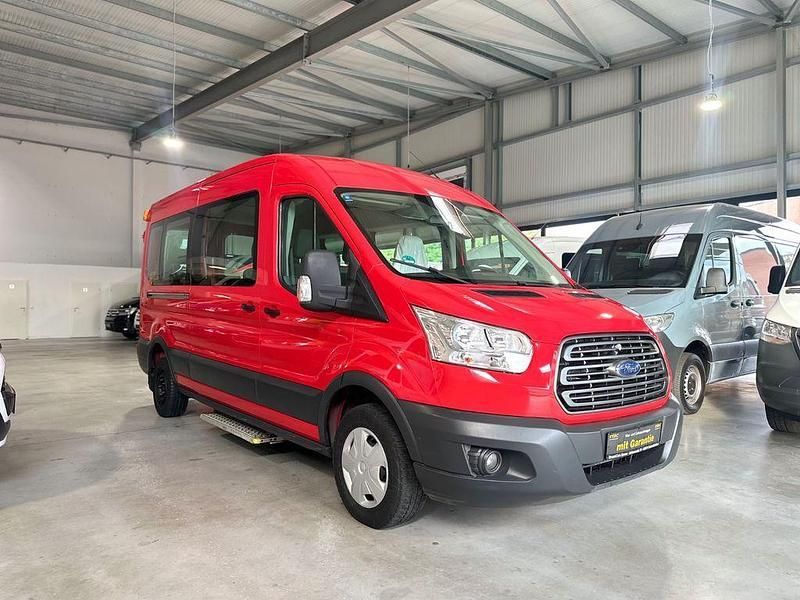 Rot Gebraucht 2015 Ford Transit Trend Kombi | 11.500 € (Etwas zu teuer) - Bild 1/4