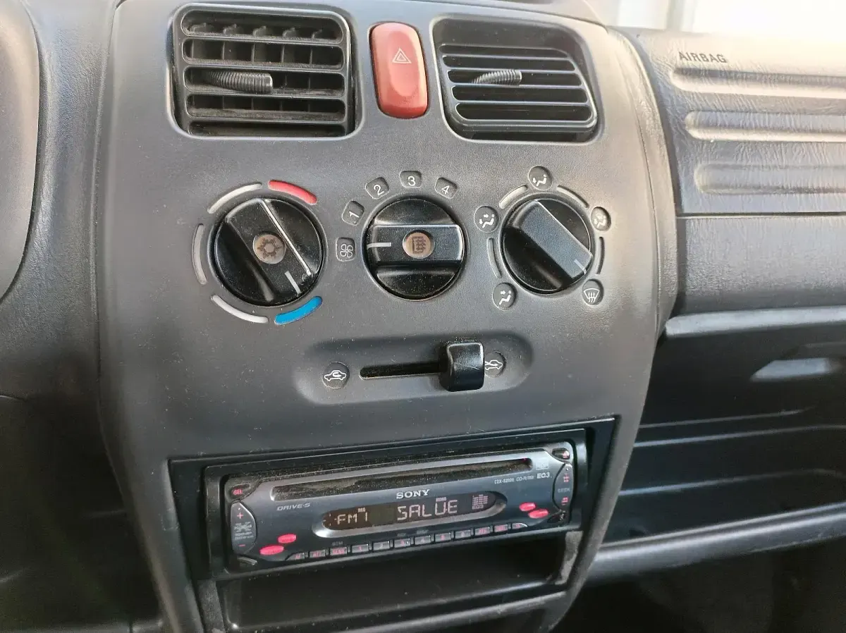 Gebraucht Opel Agila 55 PS (40 kW) 2002 Blau Van / Kleinbus
