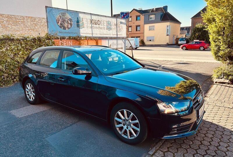 Blau Gebraucht 2014 Audi A4 Ambition Kombi | 9.500 € (Guter Preis) - Bild 1/4
