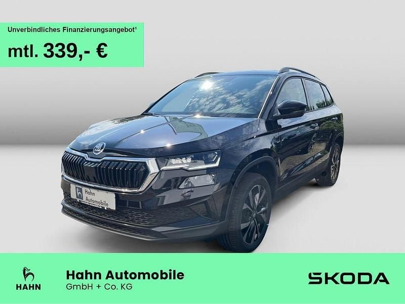 Schwarzmagic perleffekt Gebraucht 2025 Skoda Karoq Tour SUV | 35.380 € (Fairer Preis) - Bild 1/3