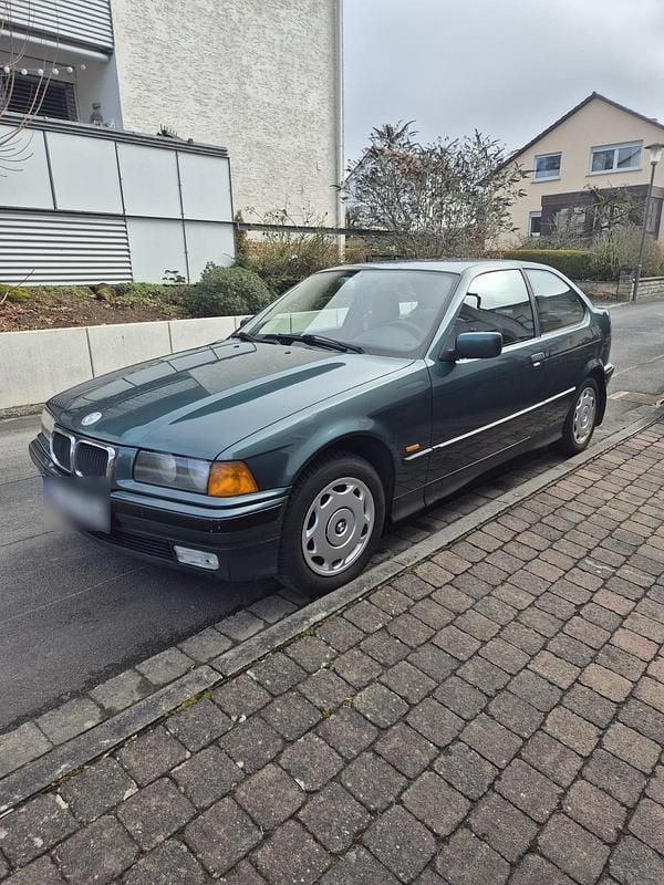 Gebraucht BMW 316 Compact 105 PS (77 kW) 1999 Grün Kleinwagen