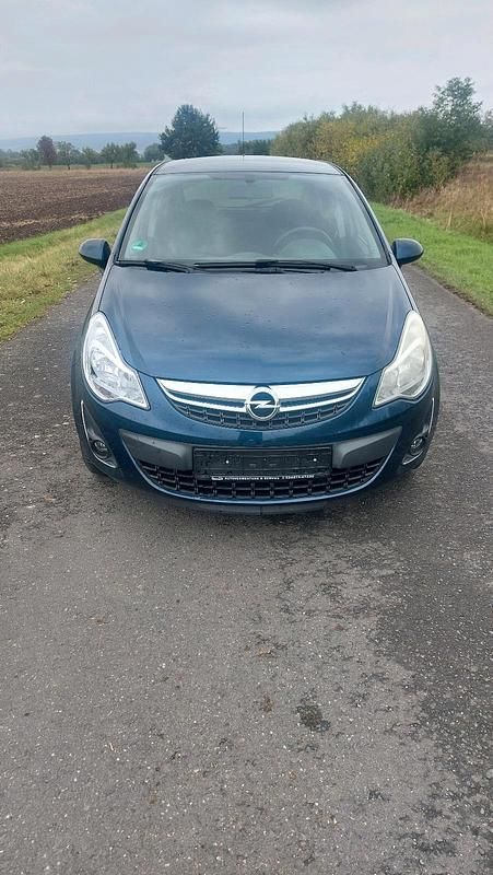 Blau Gebraucht 2012 Opel Corsa Kleinwagen | 2.700 € (Guter Preis) - Bild 1/4